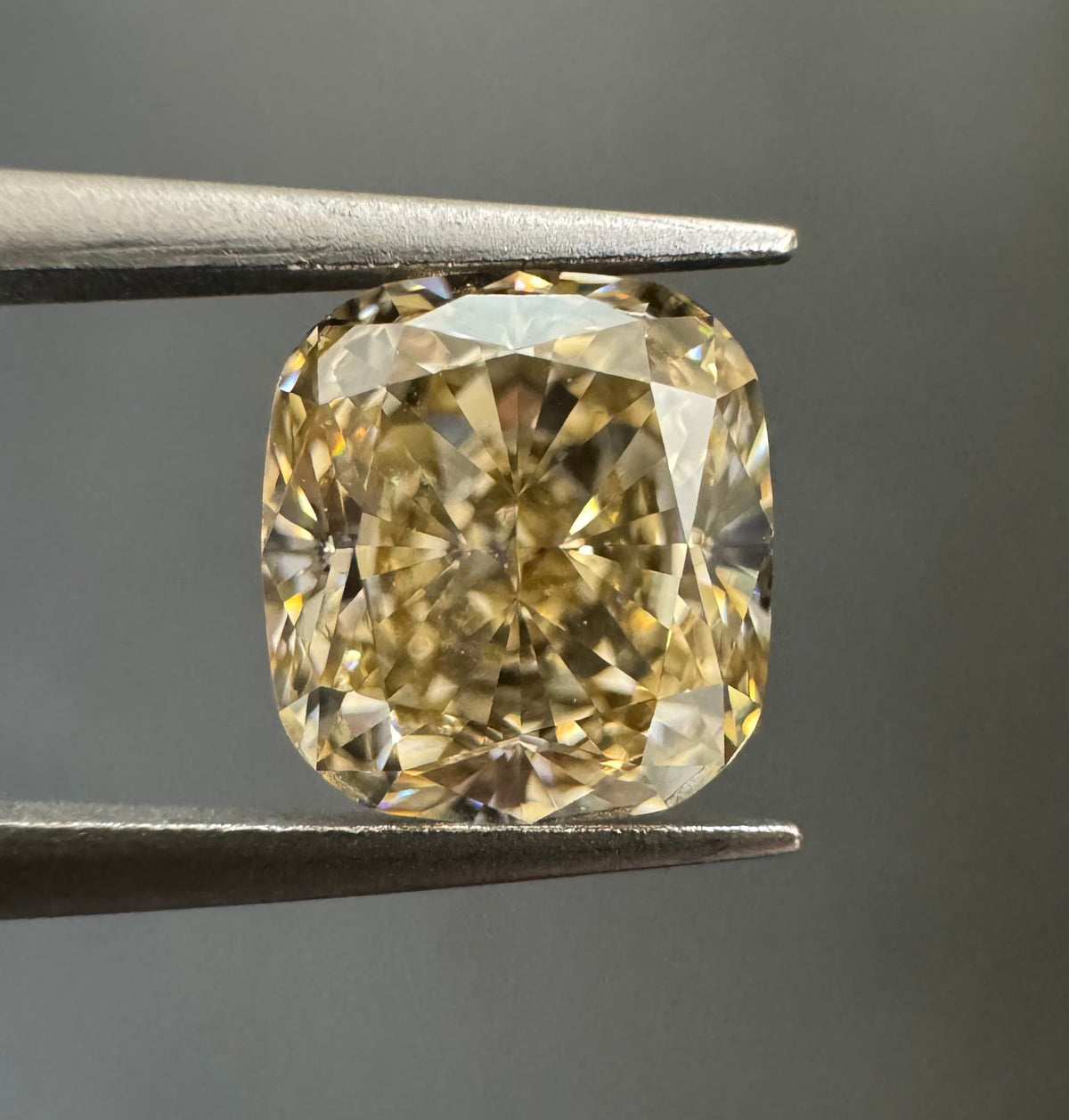 Cushion Fancy Light Brown Natural Diamond 1ct VS2 loose diamond