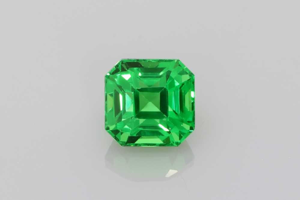 Asscher Green Garnet 1.09ct loose gemstone