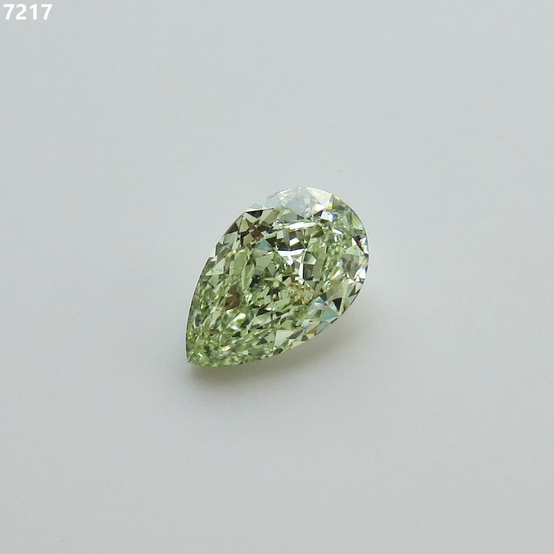Pear Fancy Yellowish Green Natural Diamond 0.89ct SI2 loose diamond