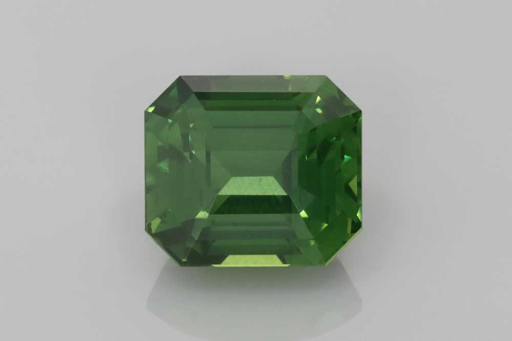 Octagonal Green Sapphire 4.86ct loose gemstone