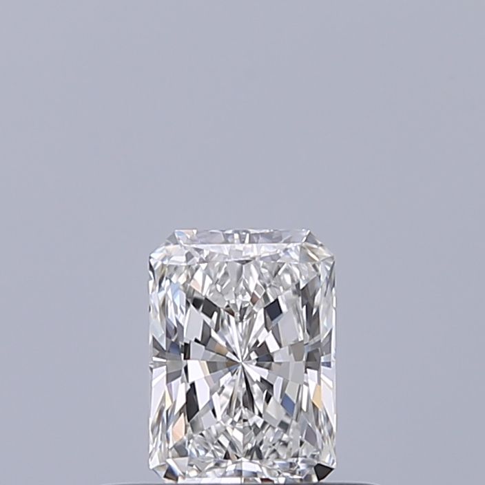 Radiant Natural Diamond 0.32ct E VVS1