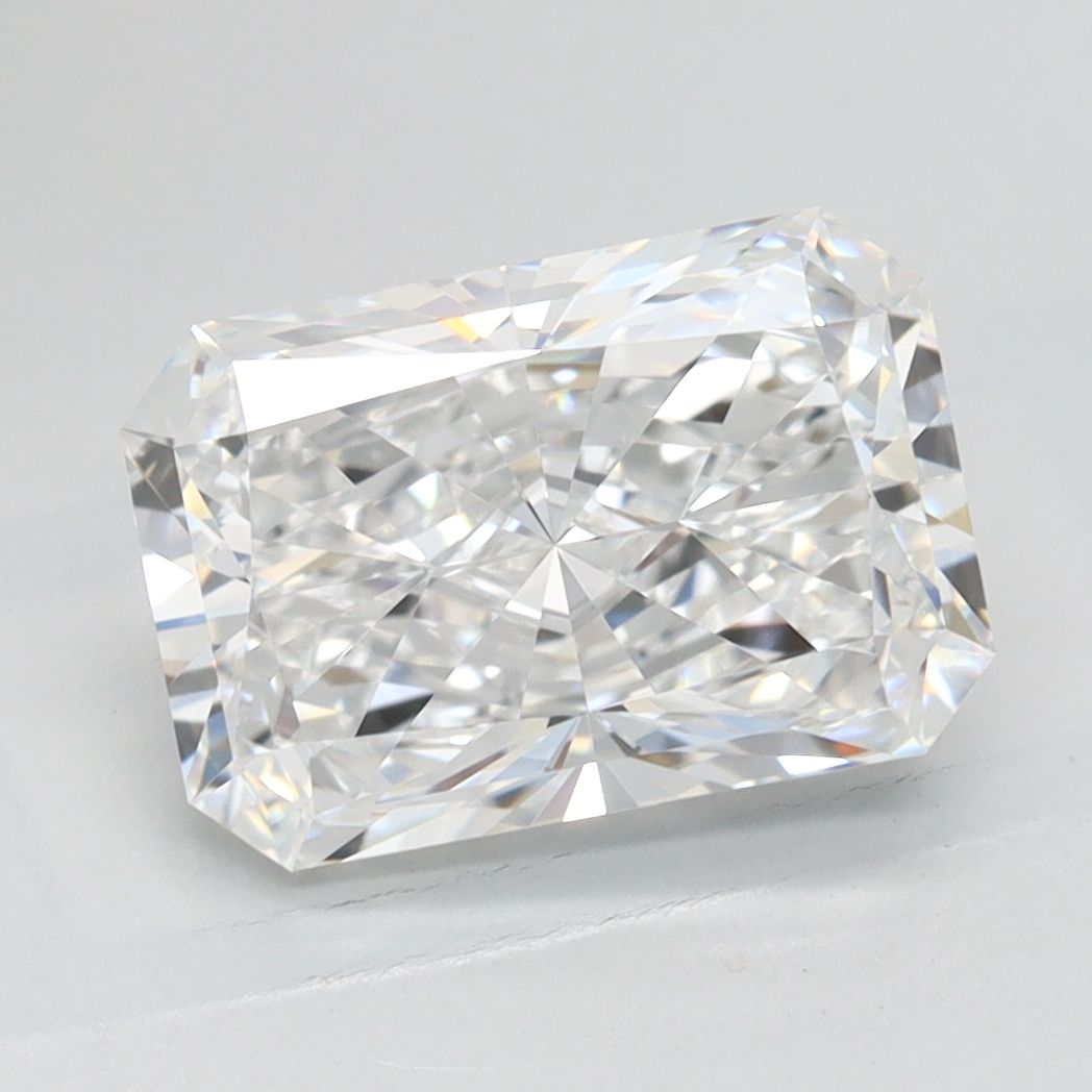 Radiant Lab-Grown Diamond 2.28ct D IF