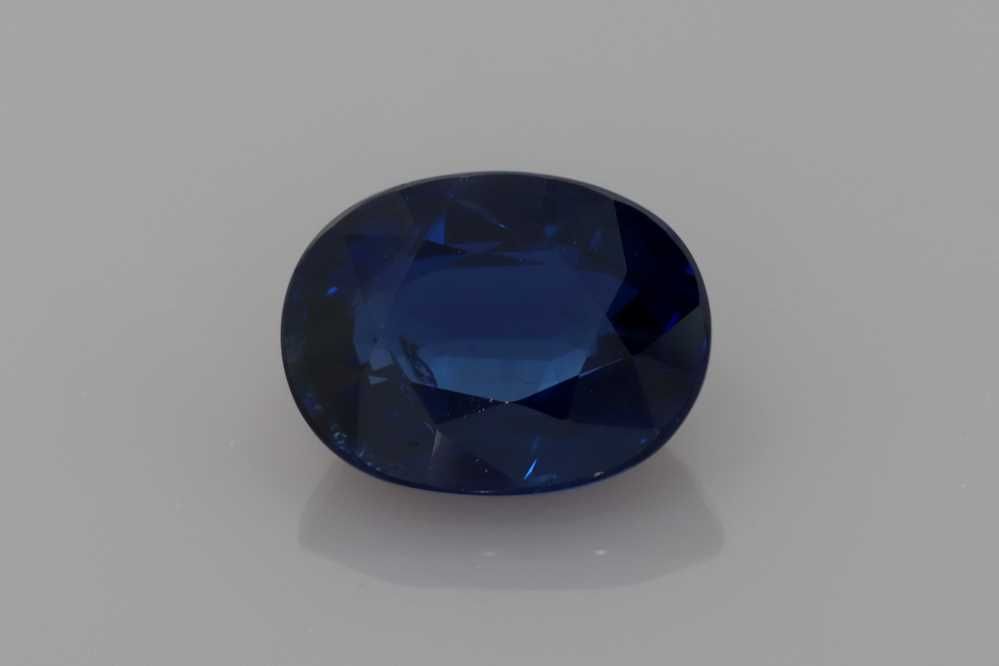 Oval Blue Sapphire 3.95ct loose gemstone