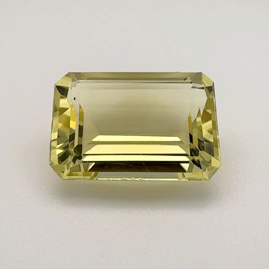 Octagonal Yellow Beryl 5.955ct loose gemstone