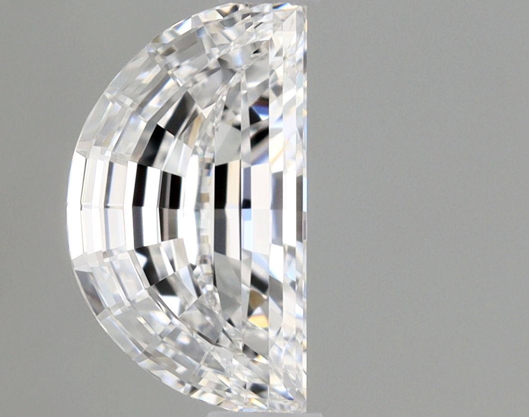Half Moon Natural Diamond 0.50ct E VVS2