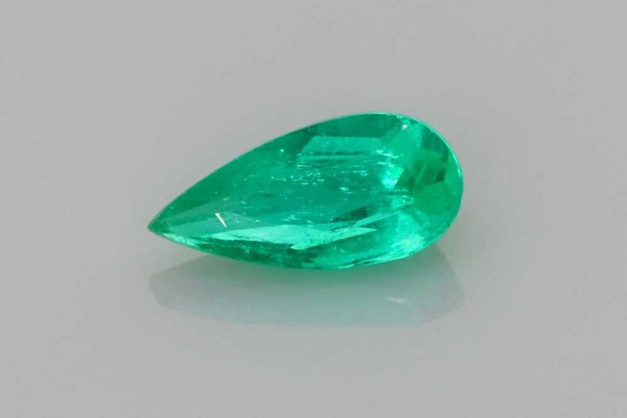 Pear Green Emerald 0.32ct loose gemstone