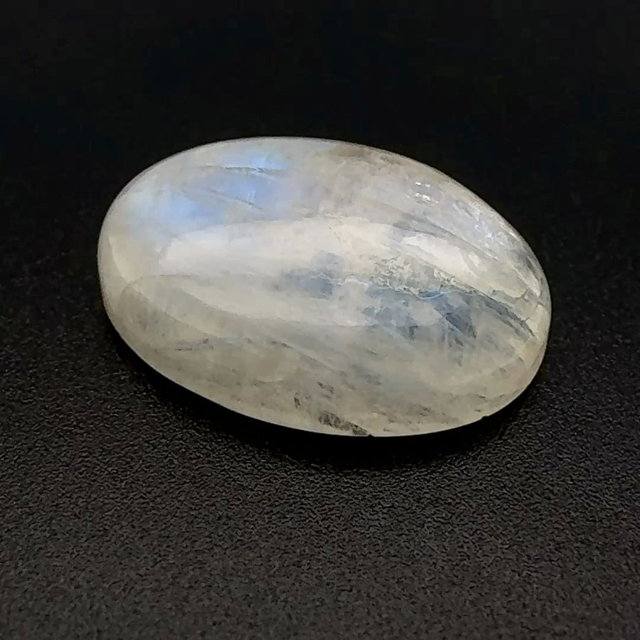 Oval White Moonstone 10.65ct loose gemstone