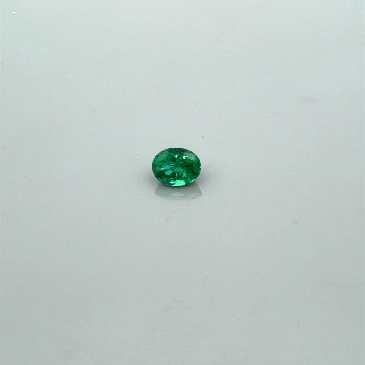 Oval Green Emerald 0.64ct loose gemstone