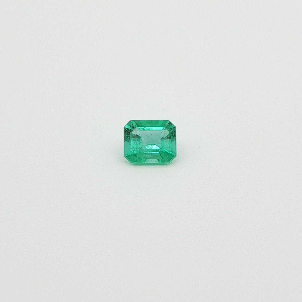 Octagonal Green Emerald 0.67ct loose gemstone