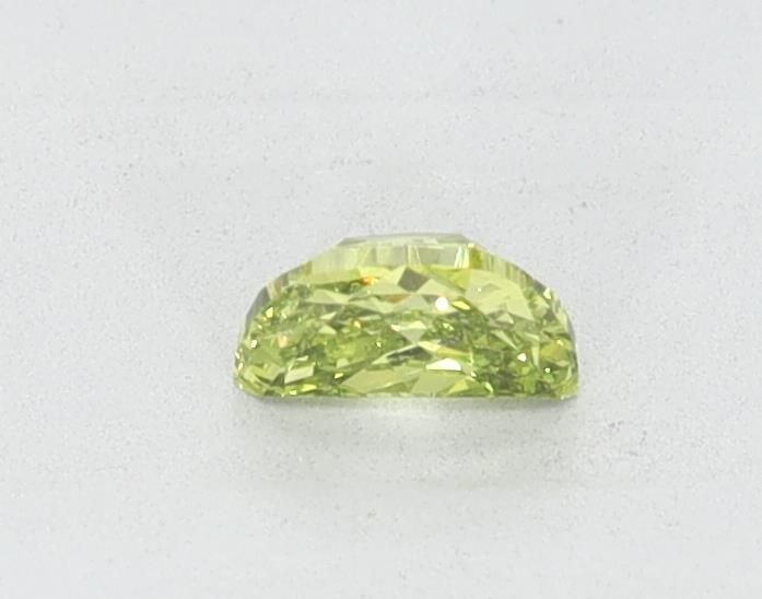 Half Moon Green Lab-grown Diamond 0.26ct VS1 loose diamond