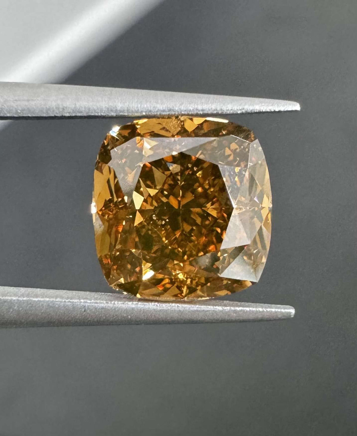 Cushion Fancy Deep Brown Orange Natural Diamond 3ct SI1 loose diamond