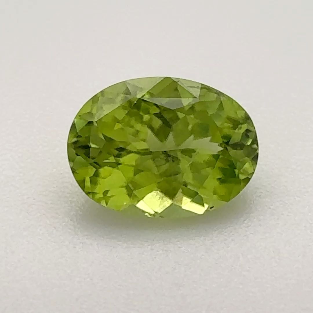 Oval Green Peridot 1.16ct loose gemstone