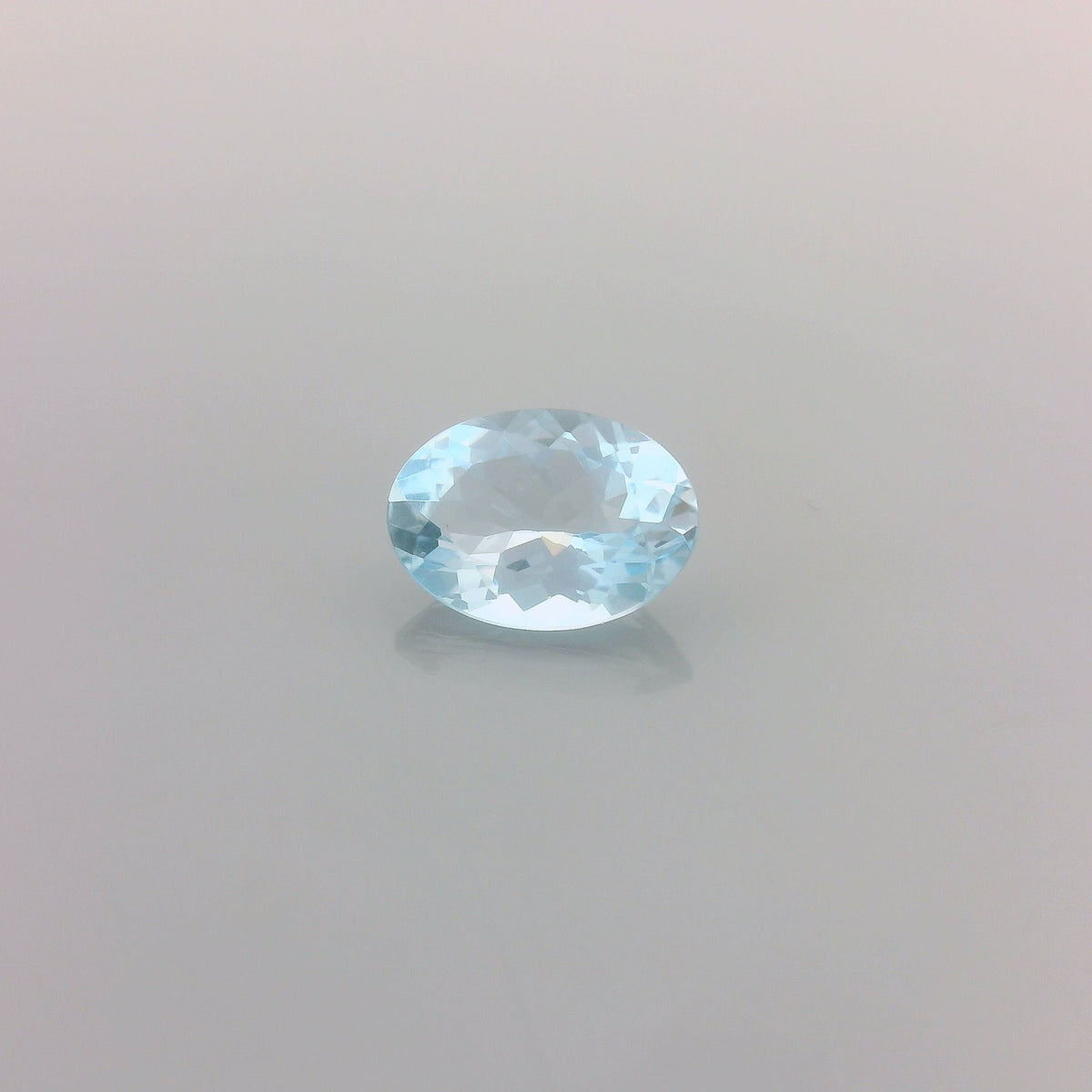 Oval Blue Aquamarine 0.69ct loose gemstone