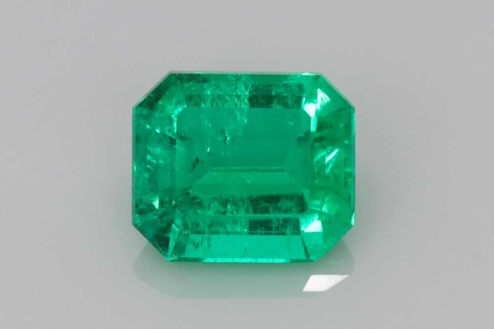 Emerald Green Emerald 0.77ct loose gemstone