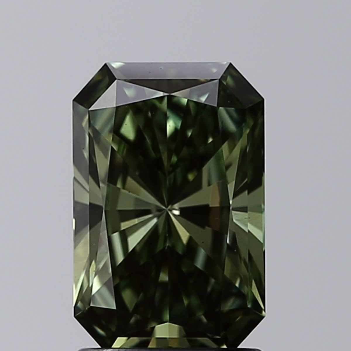 Radiant Fancy Vivid Green Lab-grown Diamond 1.51ct VS1 loose diamond