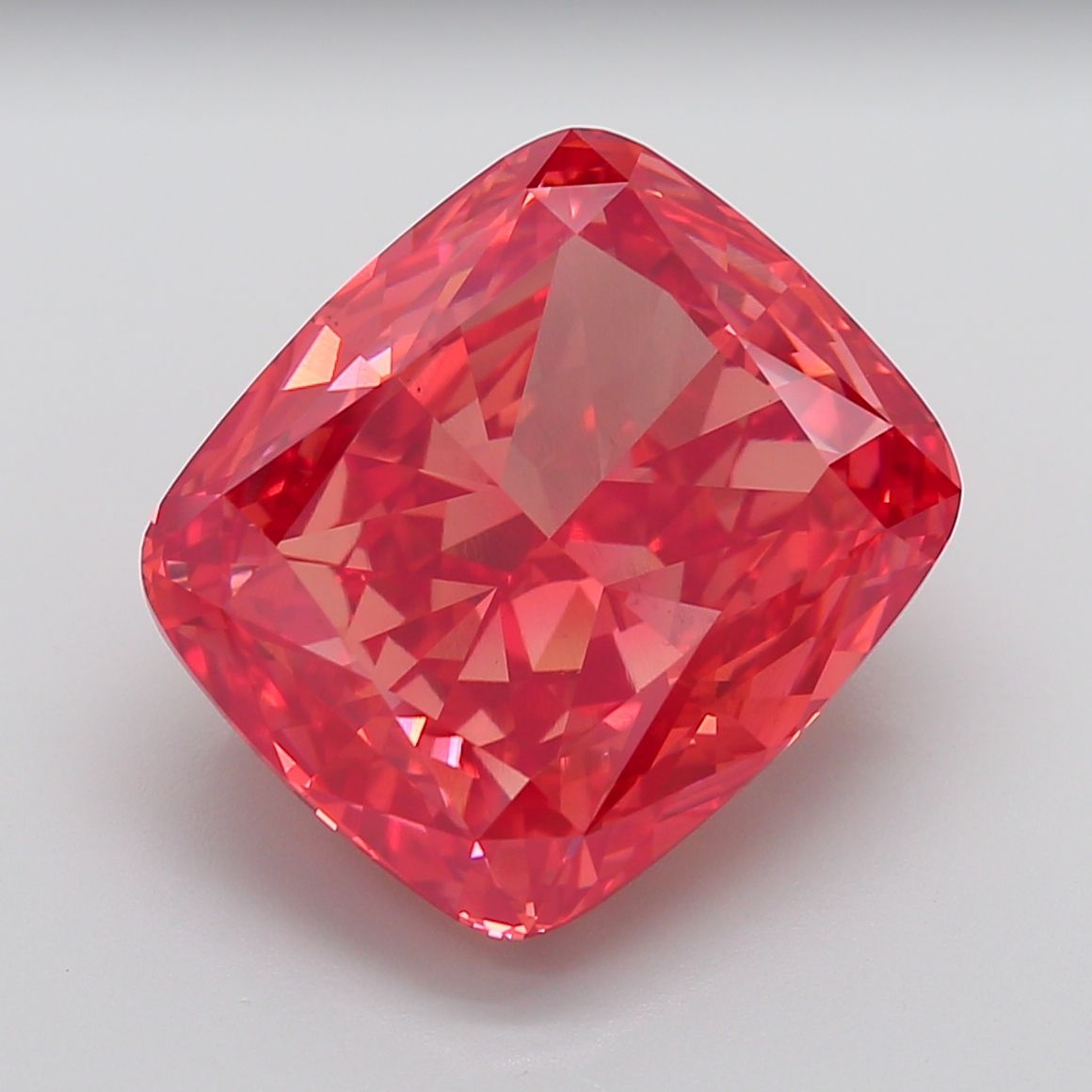 Cushion Fancy Vivid Red Lab-grown Diamond 20.12ct VS1 loose diamond