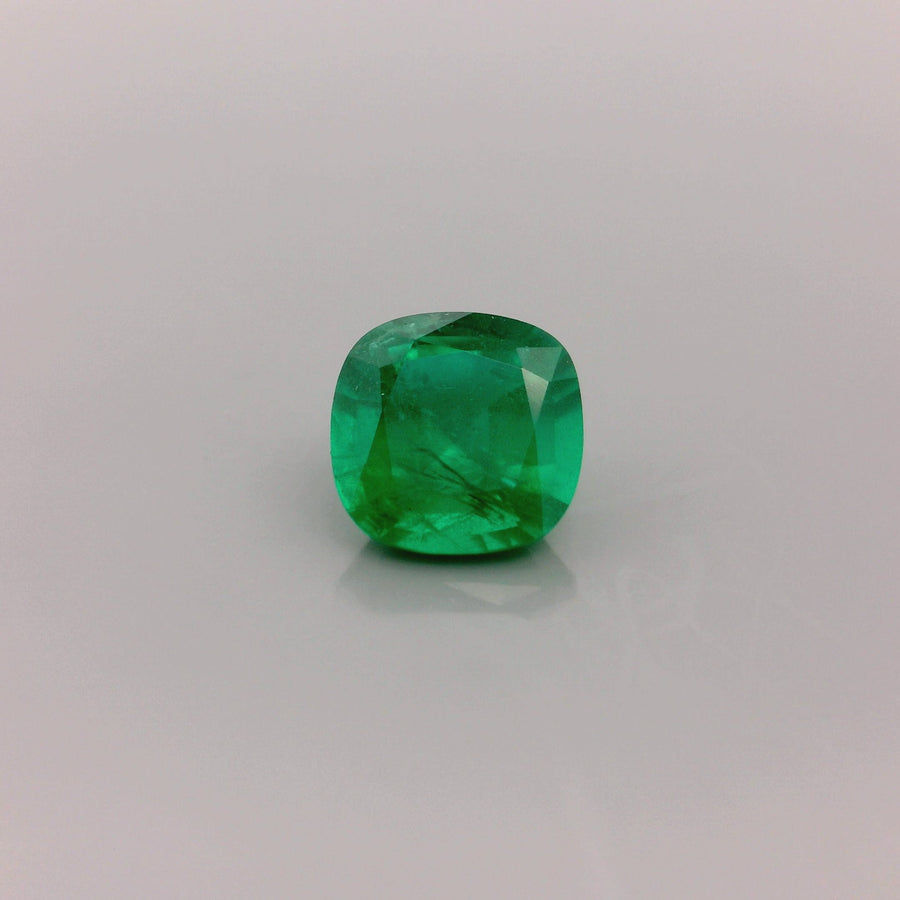 Cushion Green Emerald 0.92ct loose gemstone