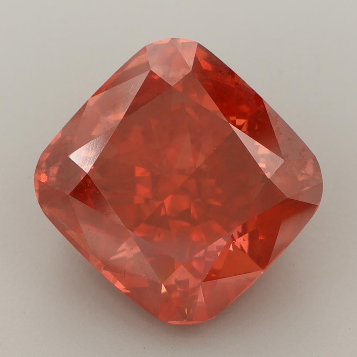 Cushion Fancy Vivid Red Lab-grown Diamond 7.5ct VS2 loose diamond
