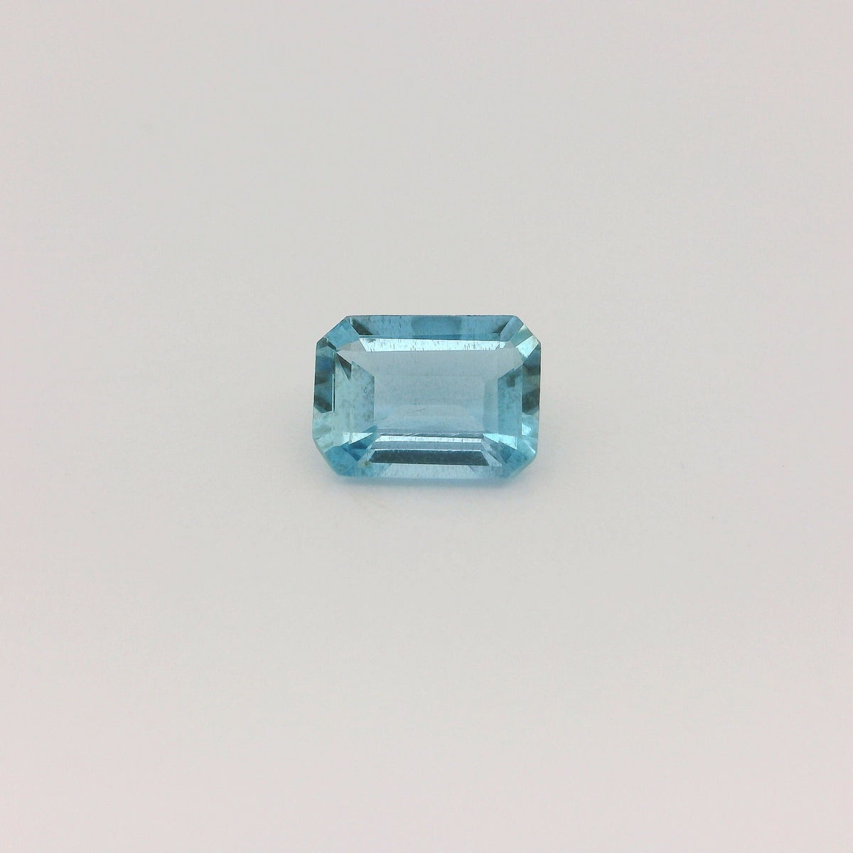 Octagonal Blue Aquamarine 0.7ct loose gemstone