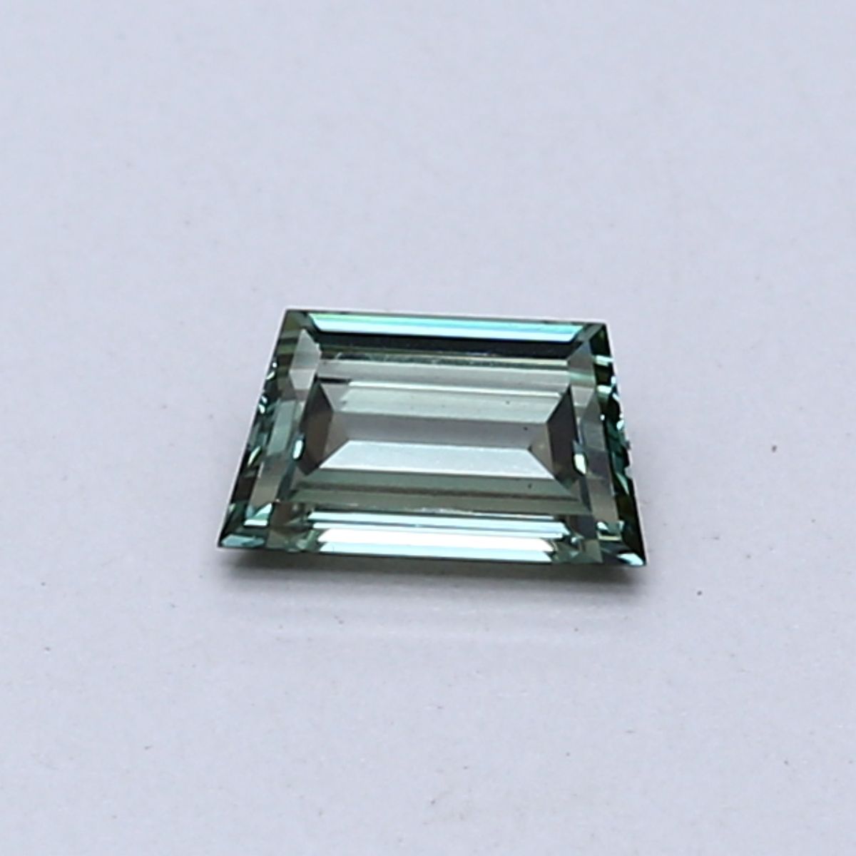 Trapezoid Fancy Vivid Green Lab-grown Diamond 0.28ct VS1 loose diamond