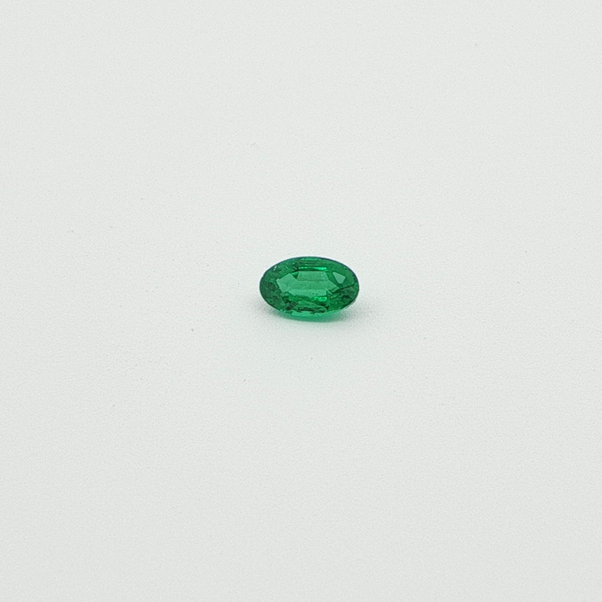 Oval Green Emerald 0.24ct loose gemstone