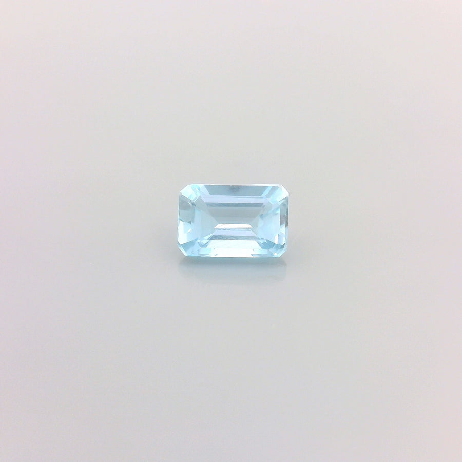 Octagonal Blue Aquamarine 0.57ct loose gemstone