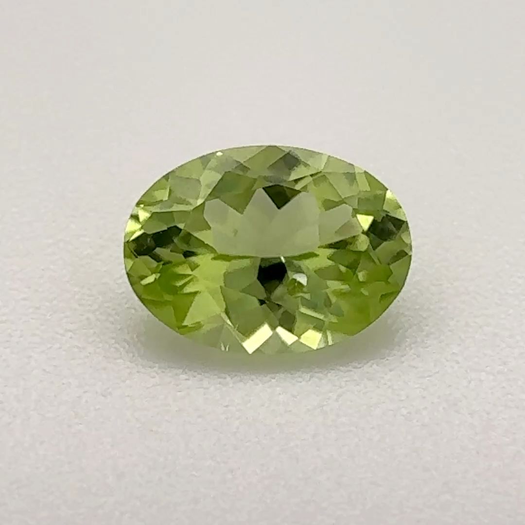 Oval Green Peridot 0.745ct loose gemstone