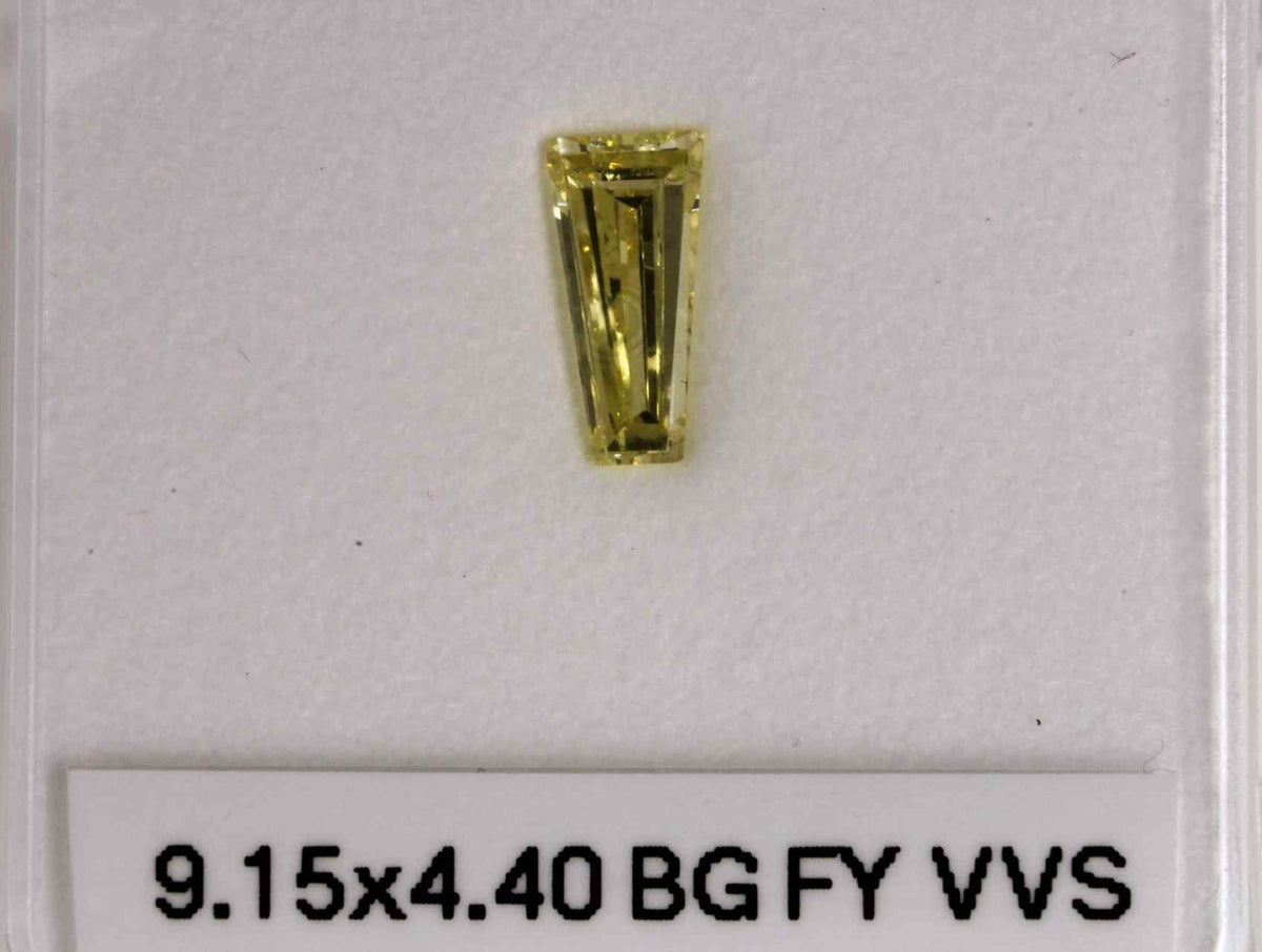 Tapered Baguette Yellow Natural Diamond 0.95ct VVS2 loose diamond