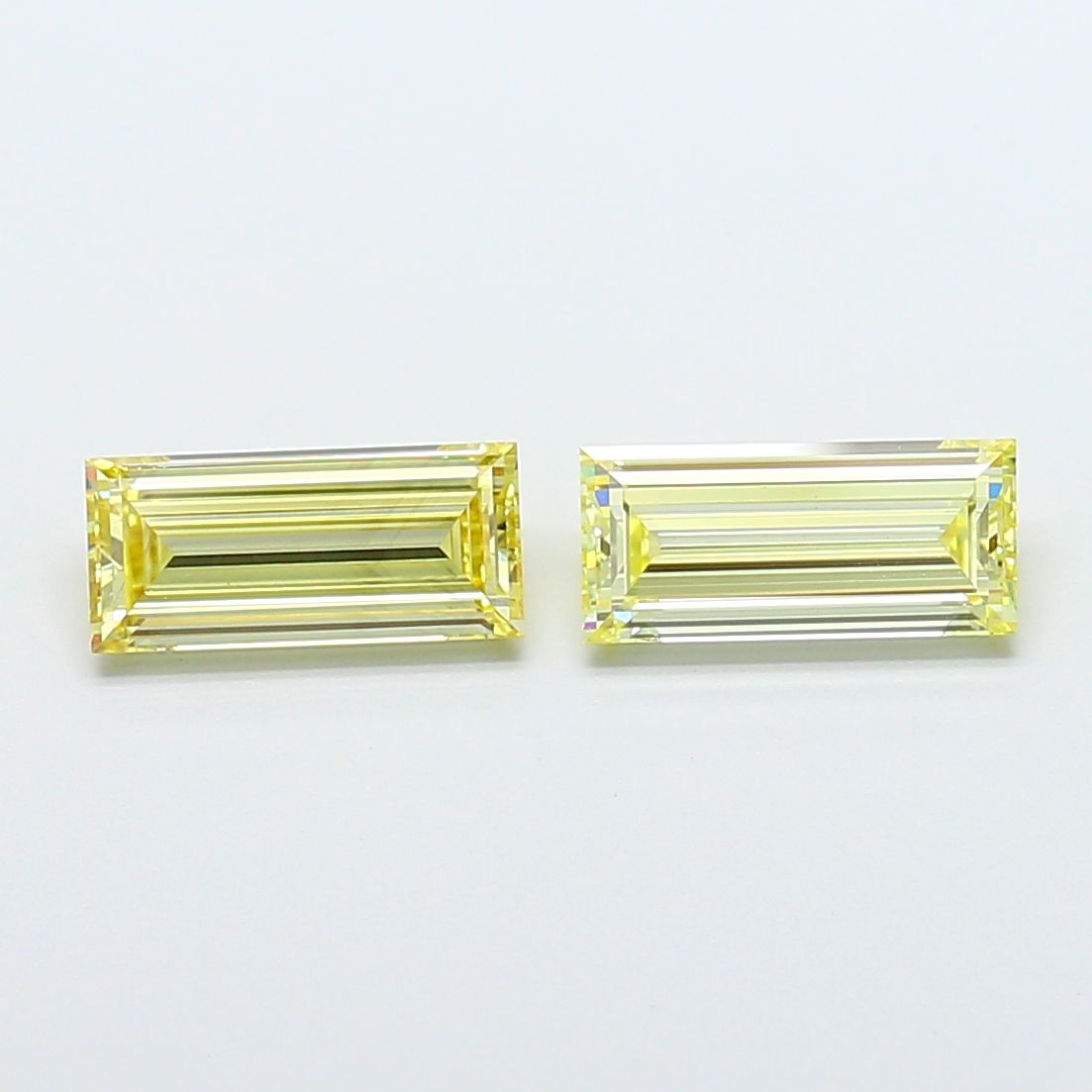 Baguette Fancy Light Yellow Lab-grown Diamond 1.05ct VS2 loose diamond