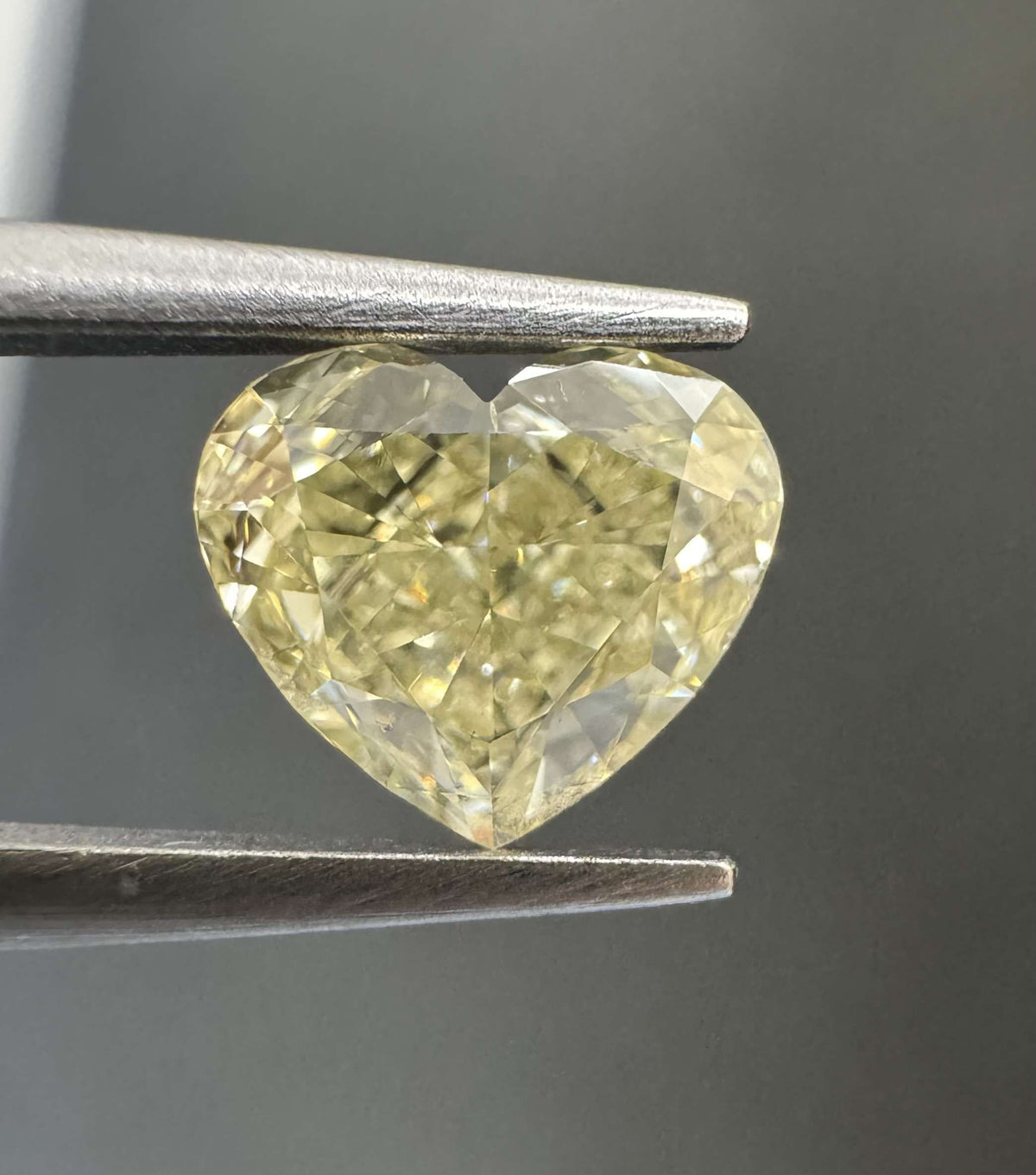Heart Yellow Natural Diamond 1.04ct SI1 loose diamond