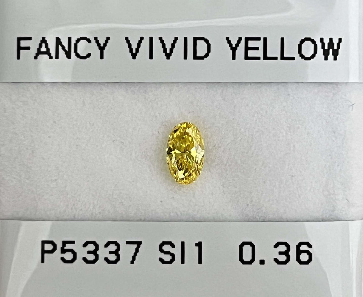 Oval Fancy Vivid Yellowish Orange Natural Diamond 0.36ct SI1 loose diamond