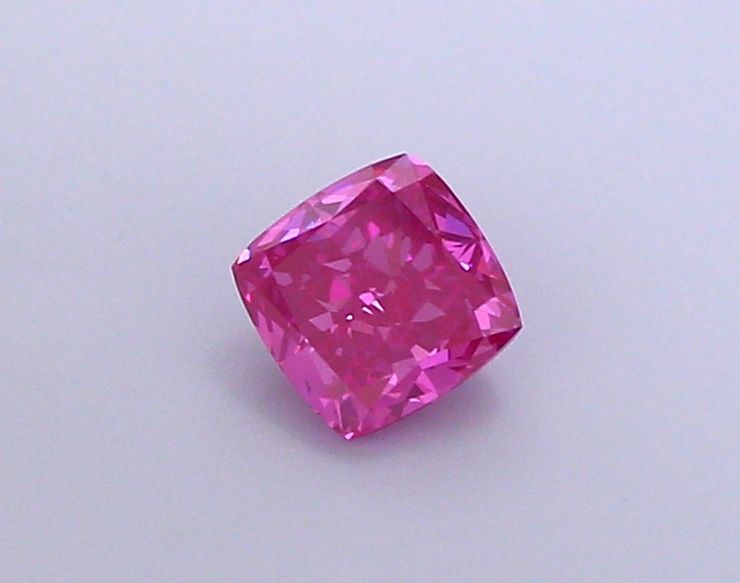 Cushion Fancy Vivid Pink Lab-grown Diamond 1.02ct VVS2 loose diamond