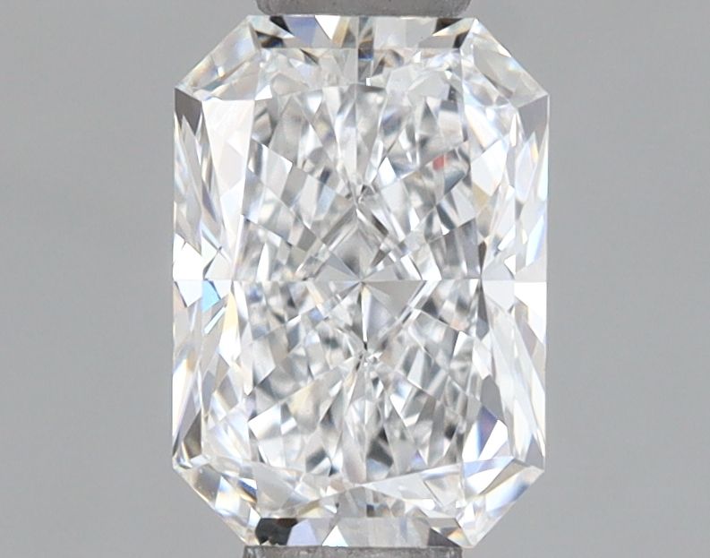 Radiant Lab-Grown Diamond 0.94ct E VVS1