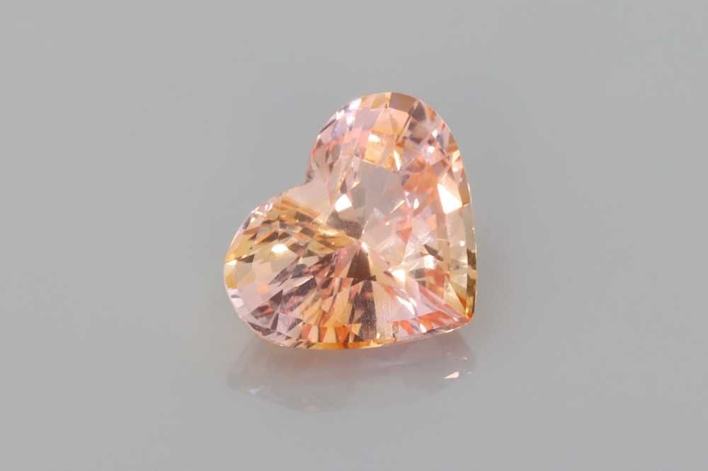 Heart Orange Sapphire 2.05ct loose gemstone
