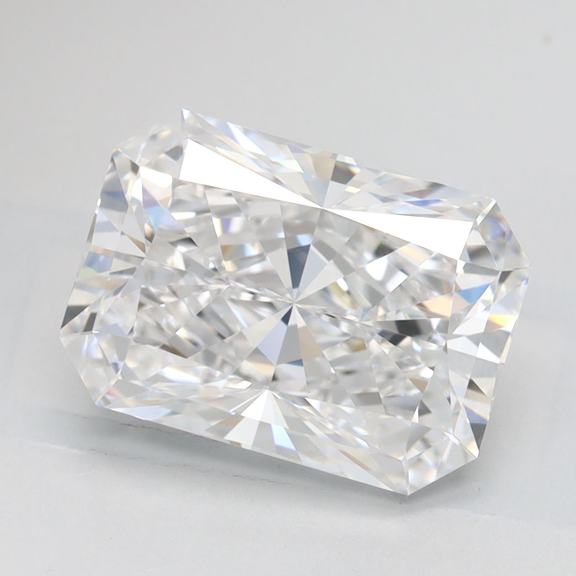 Radiant Lab-Grown Diamond 3.39ct D VVS1