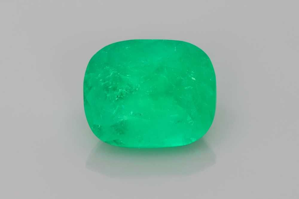 Cushion Green Emerald 3.77ct loose gemstone