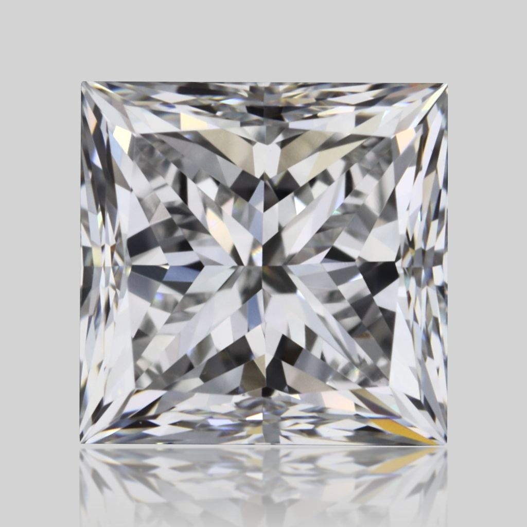 Princess Natural Diamond 0.90ct E VVS2