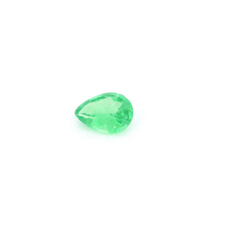 Pear Green Garnet 0.66ct loose gemstone