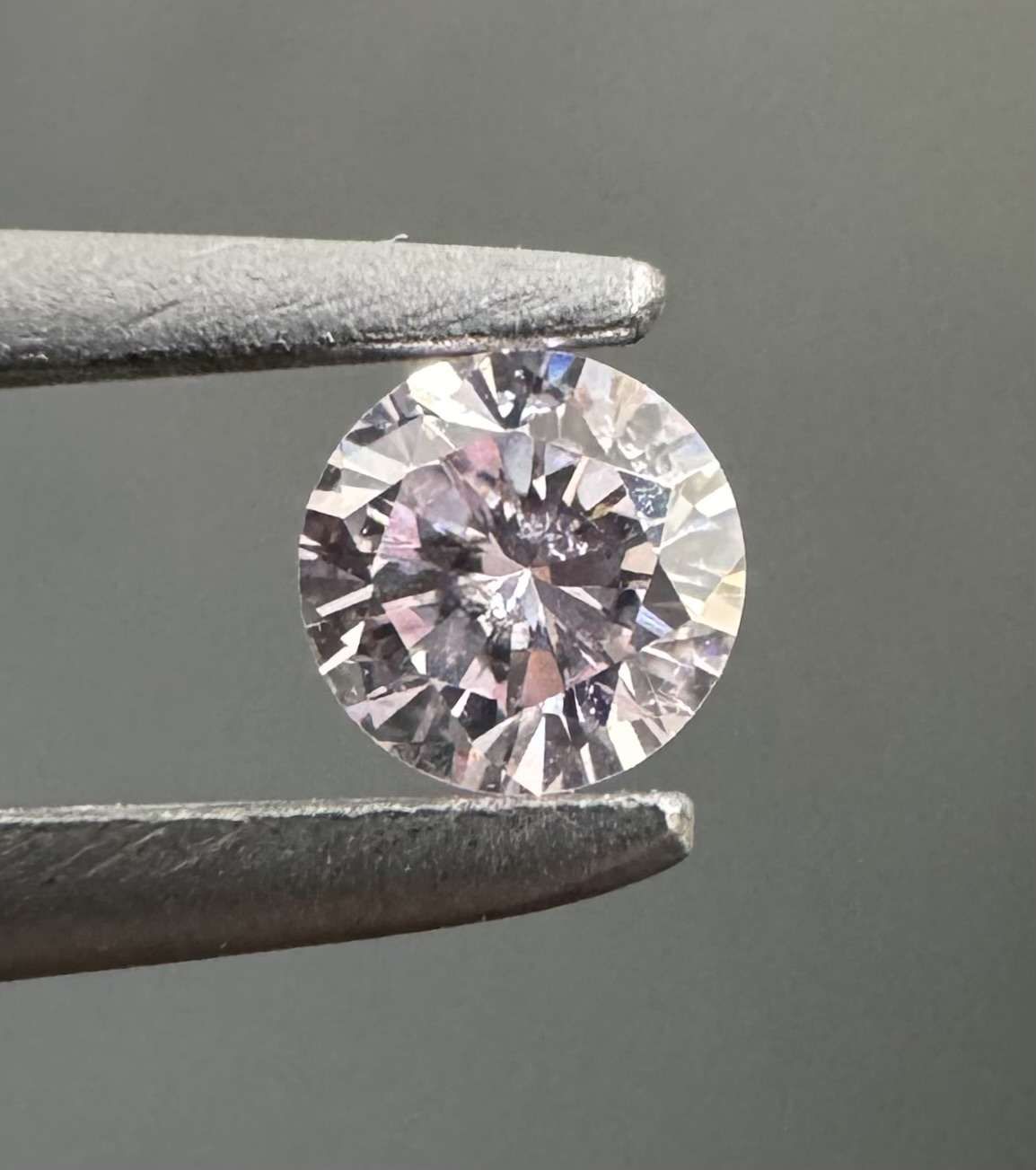 Round Light Pink Natural Diamond 0.08ct loose diamond