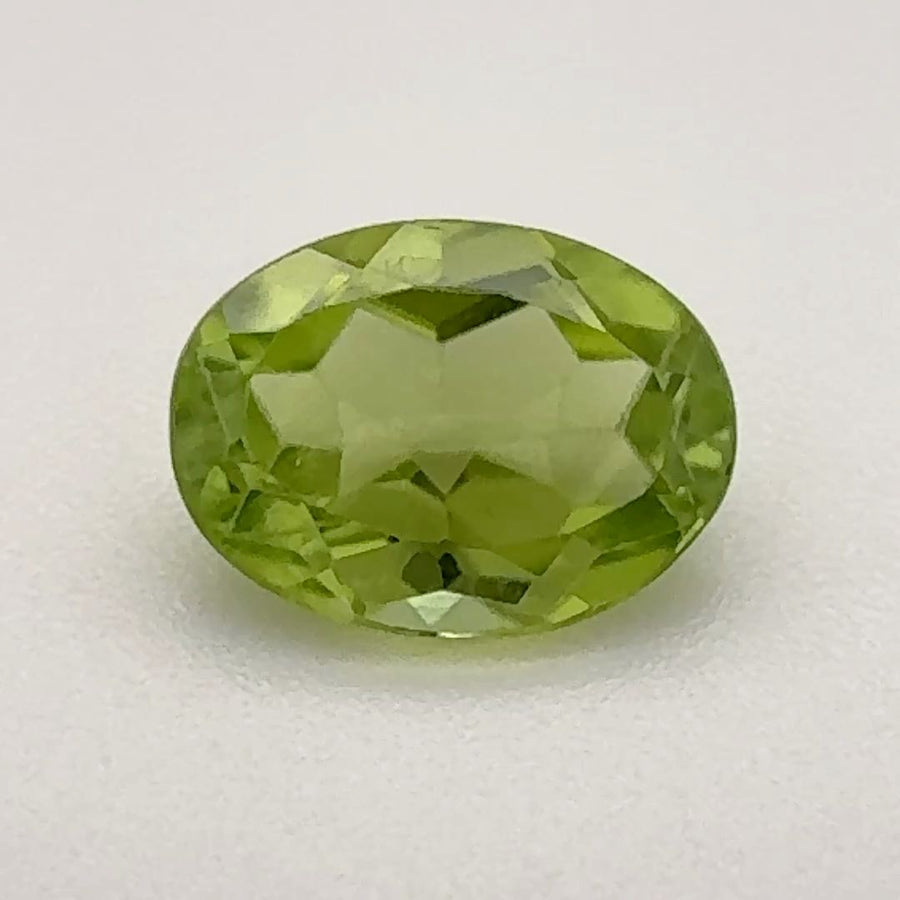 Oval Green Peridot 1.4ct loose gemstone
