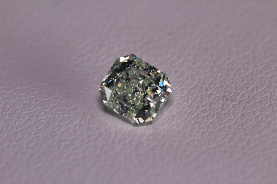 Radiant Fancy Light Green Natural Diamond 0.95ct SI1 loose diamond