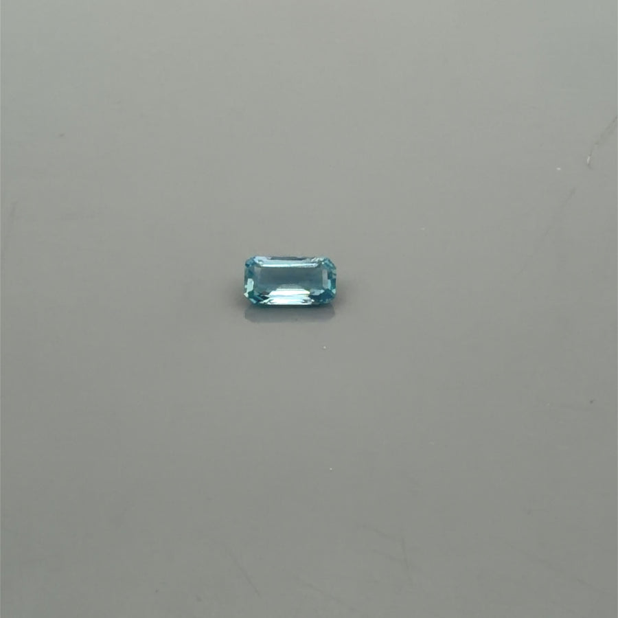 Octagonal Blue Aquamarine 0.55ct loose gemstone