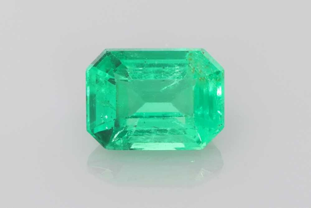 Emerald Green Emerald 1.31ct loose gemstone