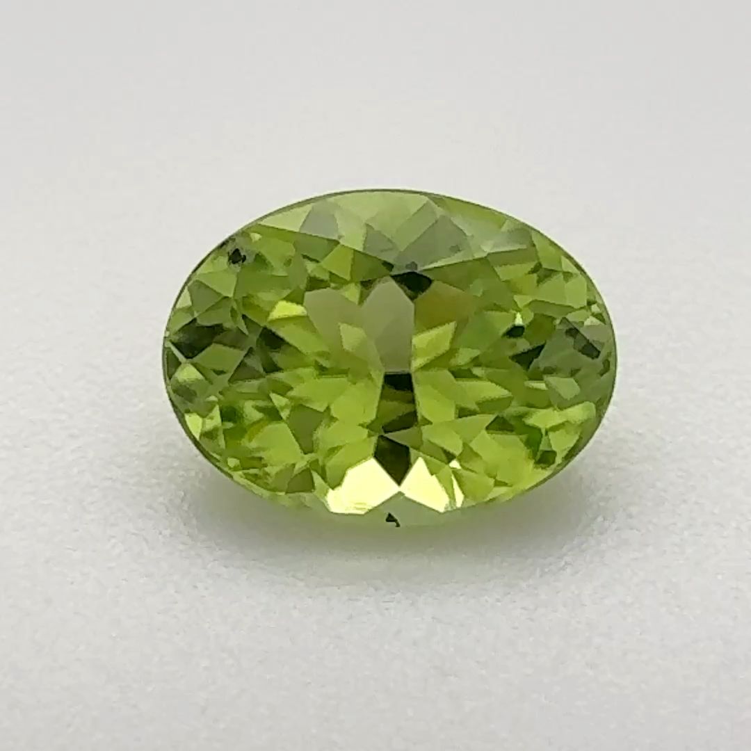 Oval Green Peridot 1.155ct loose gemstone