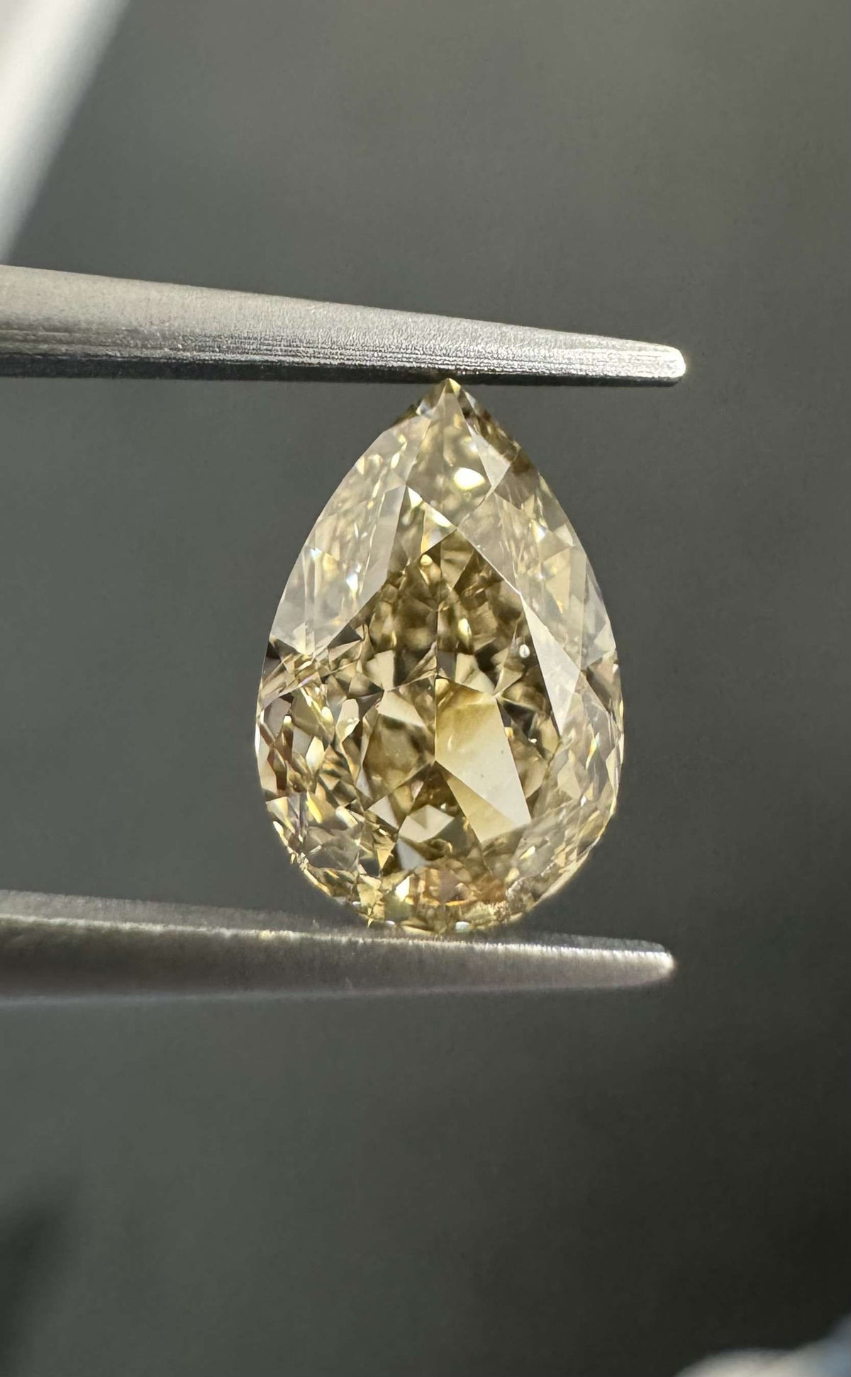 Pear Fancy Yellow Brown Natural Diamond 1.02ct VS2 loose diamond