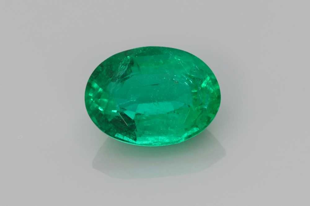 Oval Green Emerald 1.21ct loose gemstone