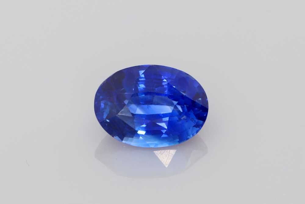 Oval Blue Sapphire 2.35ct loose gemstone