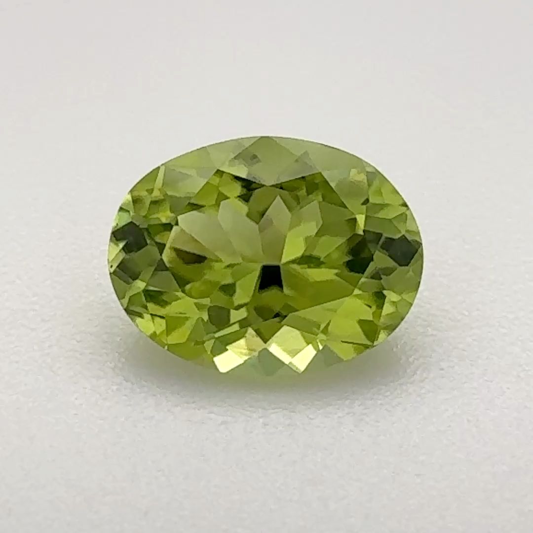 Oval Green Peridot 1.06ct loose gemstone