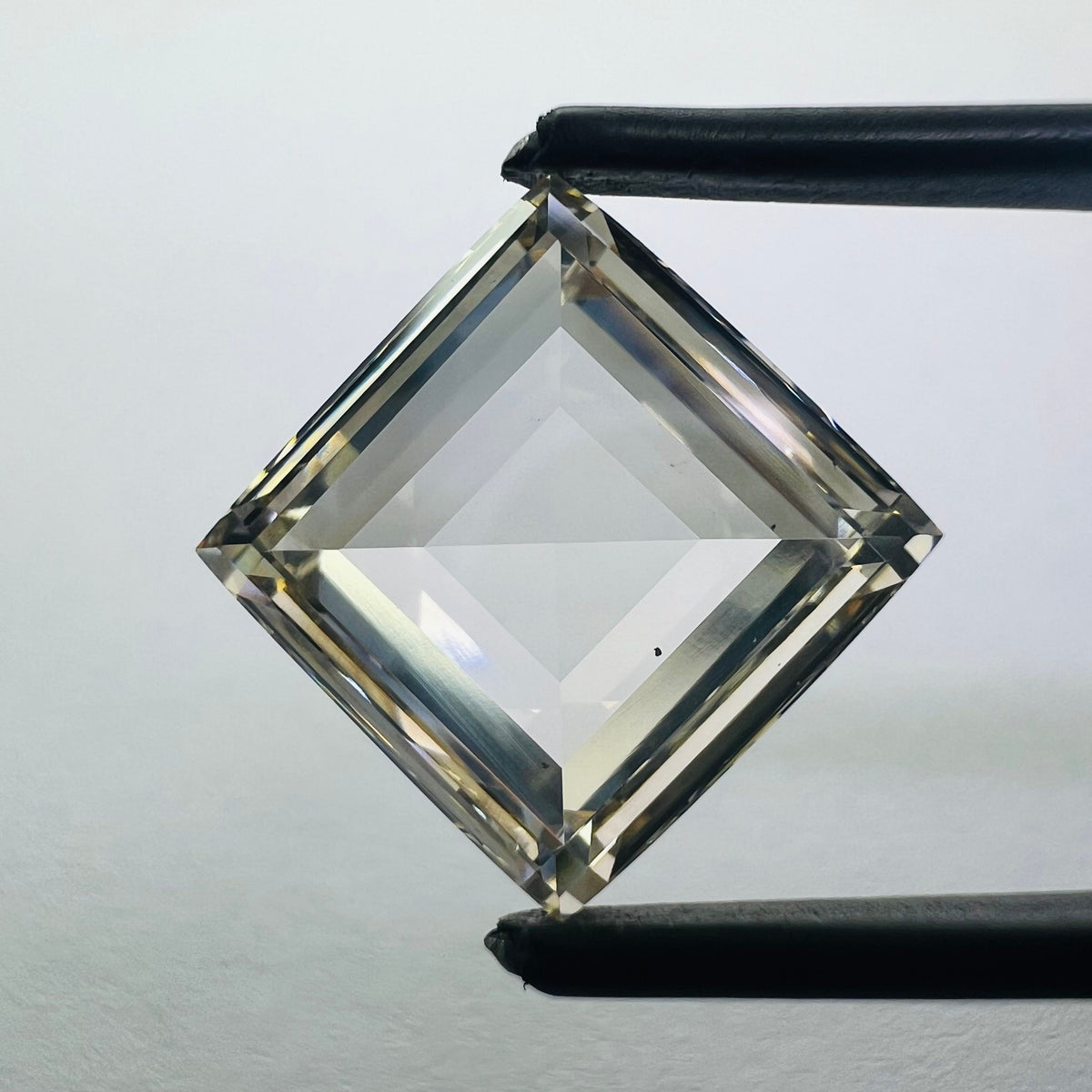 Square Brown Lab-grown Diamond 6.8ct VS2 loose diamond