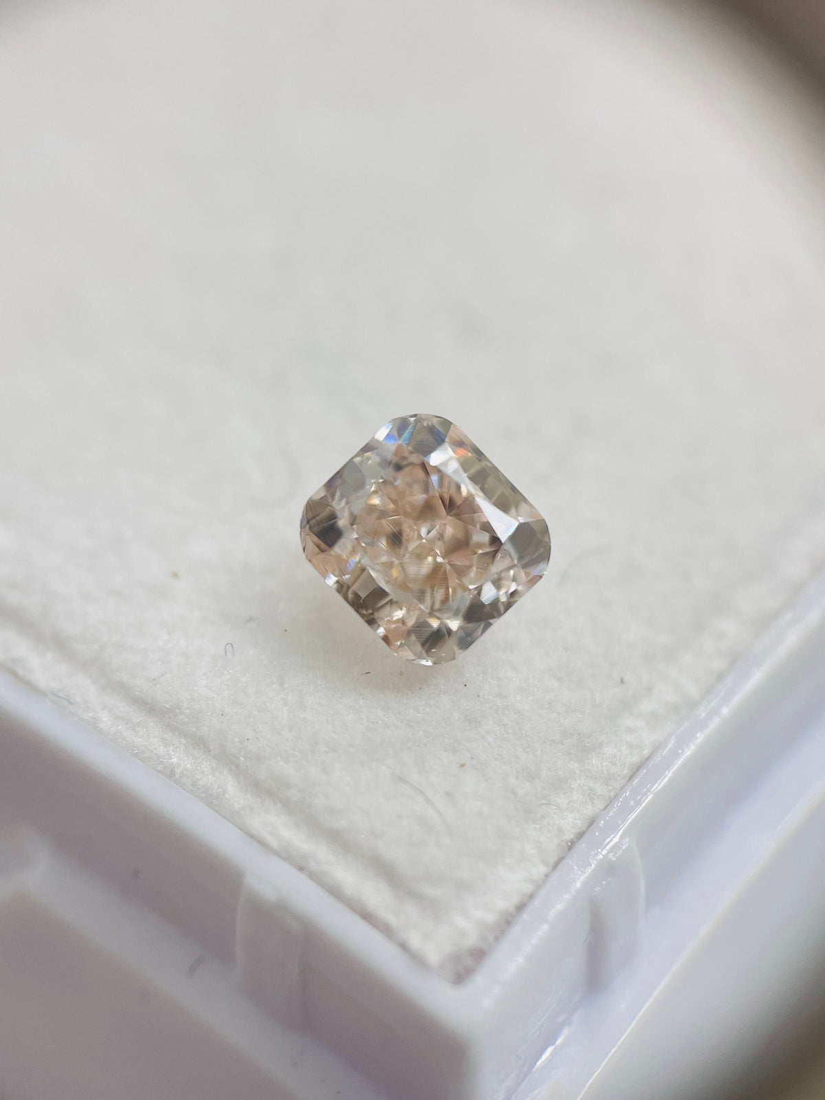 Cushion Fancy Light Pinkish Brown Natural Diamond 0.7ct VS2 loose diamond